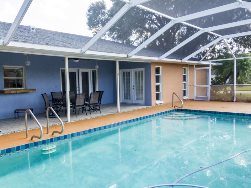 Spring Pool Cage Restoration